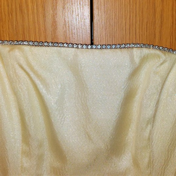 Vintage Beautiful Yellow Prom/Formal Dress from 2001 - Size 3/4 - Picture 6 of 15